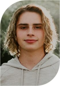 Das verkürzte Vorhautbändchen (Frenulum breve) ist eine entzündliche Erkrankung, die durch Durchtrennung und plastische Versorgung zu behandeln ist. Mehr erfahren!