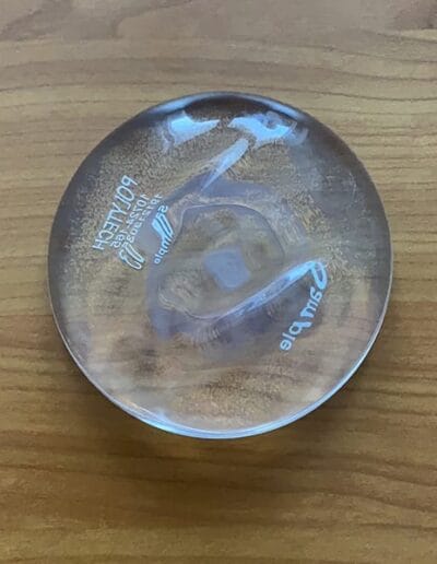 Hodensackimplantat verschidene Gr&ouml;&szlig;en der Firma Polytech-Health-Aesthetics f&uuml;r die Hodenvergr&ouml;&szlig;erung-kleiner Hodensack-kleines Skrotum-kleiner Hoden-Hodenatrophie-Skrotale Vergr&ouml;&szlig;erung &mdash; Dr.med. Elseweifi &mdash; MASCULINE.de &mdash; Berlin